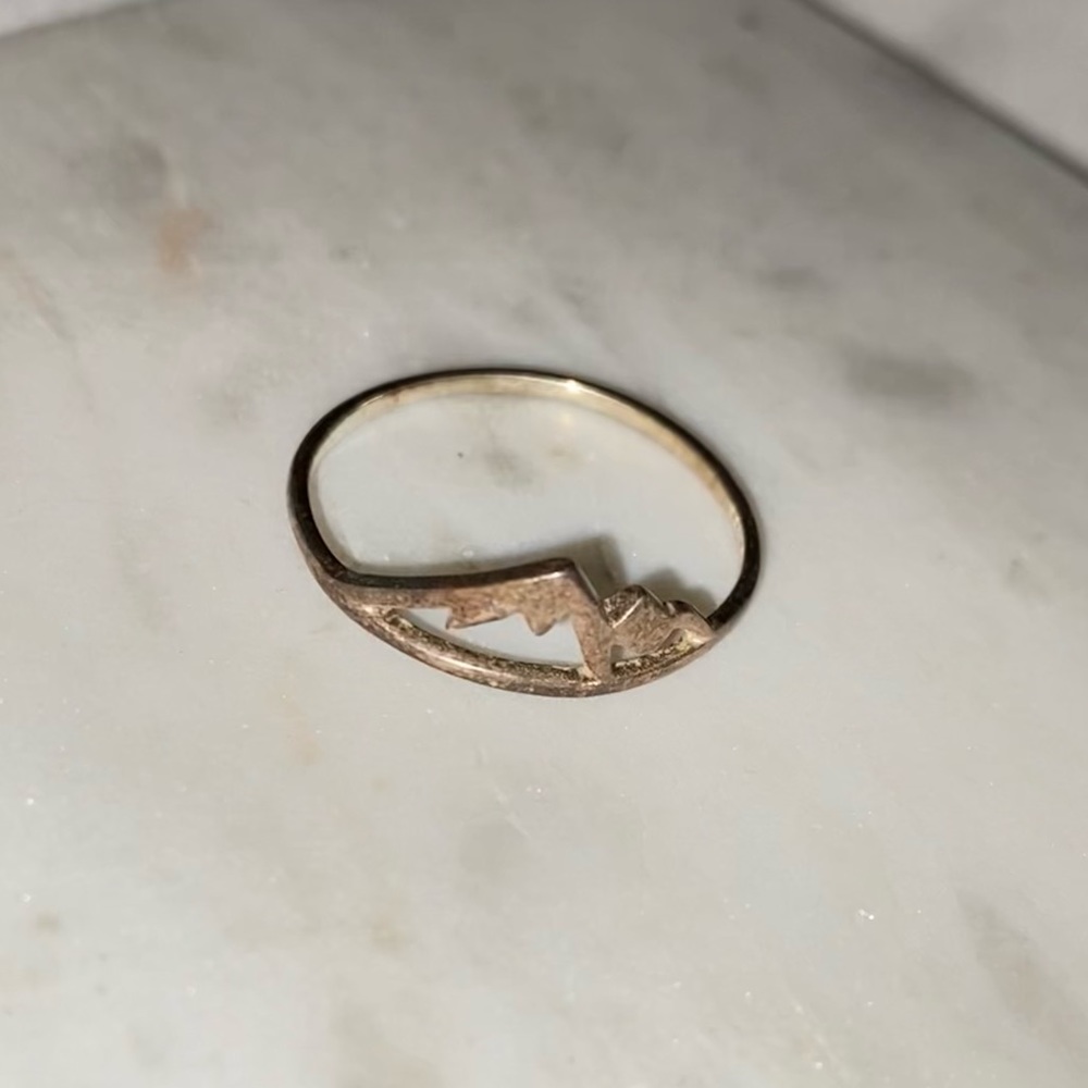 Pura Vida Mountain Ring